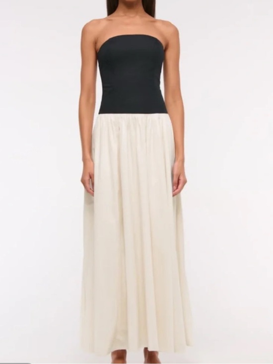 Abercrombie & Fitch Dresses & Skirts - Abercrombie Strapless Maxi Dress